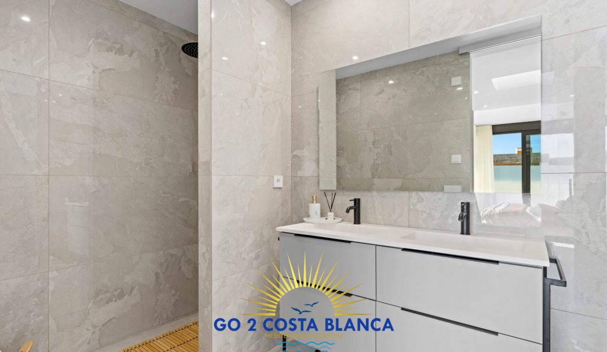 89 Venecia V BC - Baño 3 -  (2)