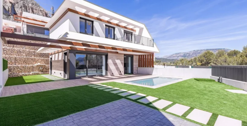 GO 2 COSTA BLANCA Polop, Bay View Villák